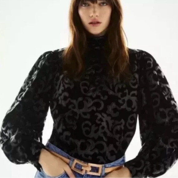 ZARA Bloggers Favorite Black Combination Velvet Mock Neck Baroque Top US Small - Picture 2 of 11